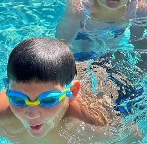 Meet your Posher, Donald